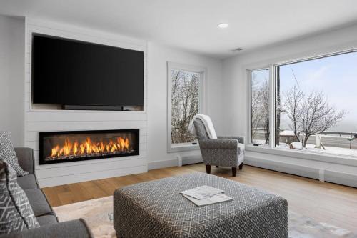 Greilickville House | Traverse City Elmwood Ranch - Dog Friendly
