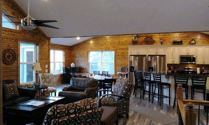 La Follette House | Treasure Cove, Waterfront, 9 Bed/9 Bath, Double Decker Dock, arcade games