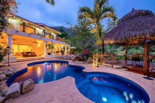 South Shore Hotel Area Villa | Treasure from the sea