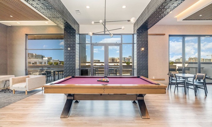 Edgehill Cottage | Treble Maker -rooftop Lounge - Pool - In Music Row