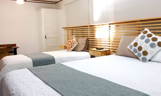 Santa Teresa Bed & Breakfast | Trebol Amarillo Bed & Breakfast