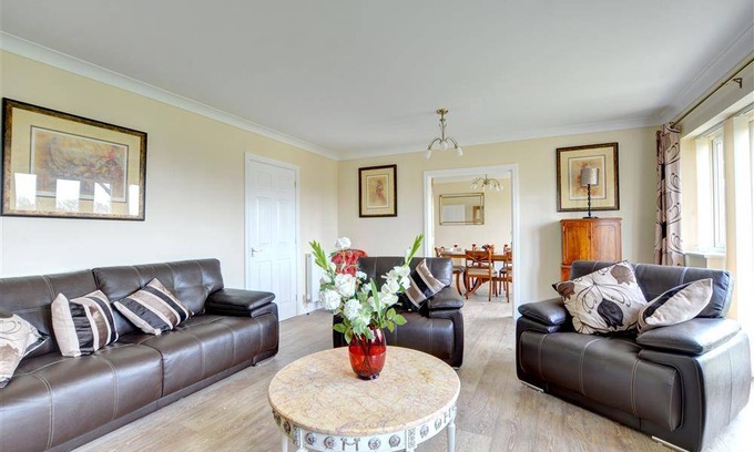 Dyffryn Ardudwy Cottage | Tredegar