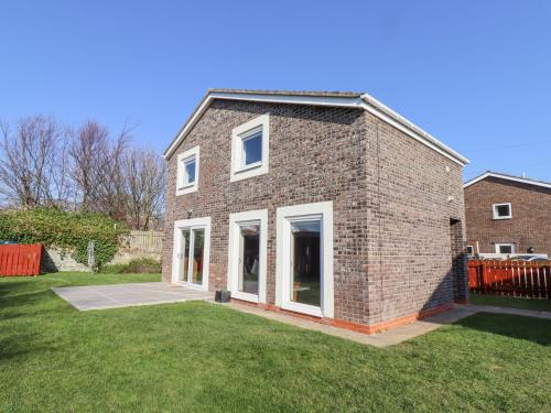 Beadnell House | Tree Corner