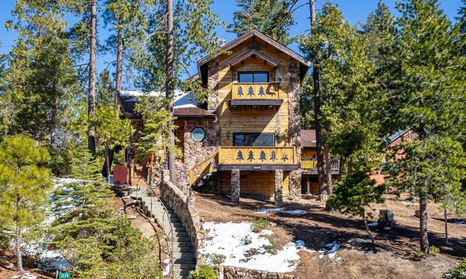 Yosemite West House | Tree Haven