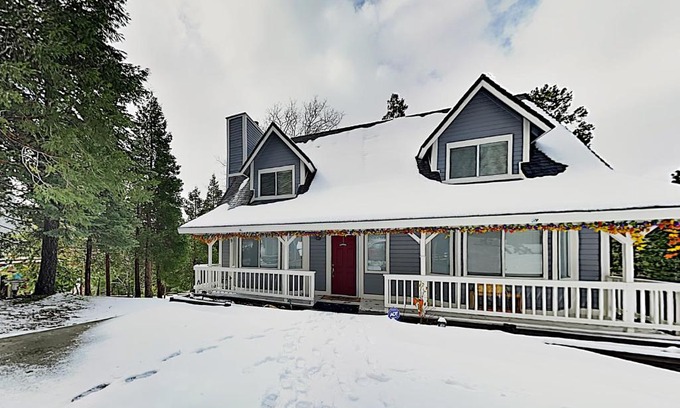 Lake Arrowhead House | Tree-Top Getaway