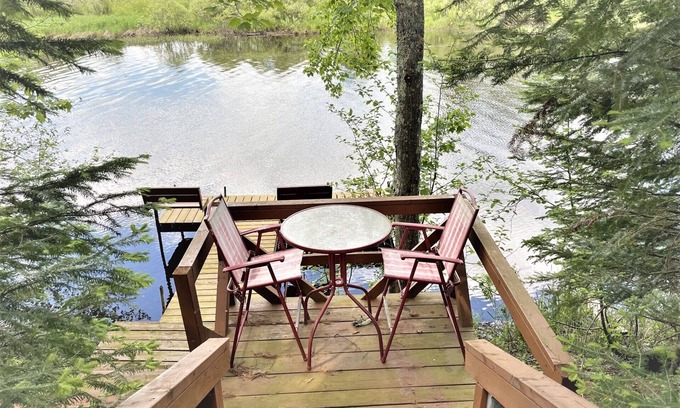 Park Falls House | Tree Top Retreat | 3 Bed, 2 Bath