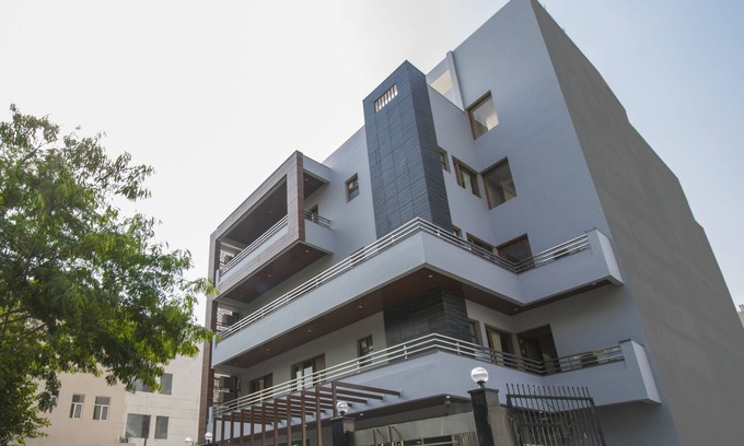 Sector 31 Hotel | Treebo Corporate 32