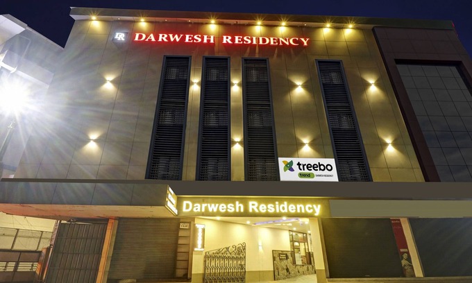 Kozhikode Hotel | Treebo Darwesh Residency - 500m from Railway Station