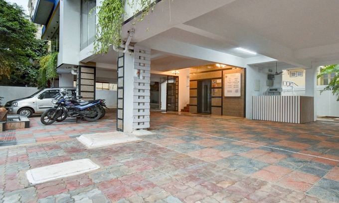 Saidapet Hotel | Treebo Eco Stay Nandanam