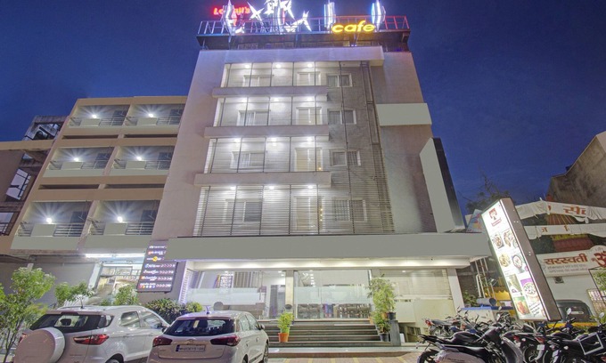 Daulatabad Hotel | Treebo Lalaji's Executive
