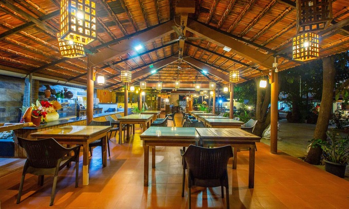 Gauravaddo Hotel | Treebo Kristal Sands Beach Resort