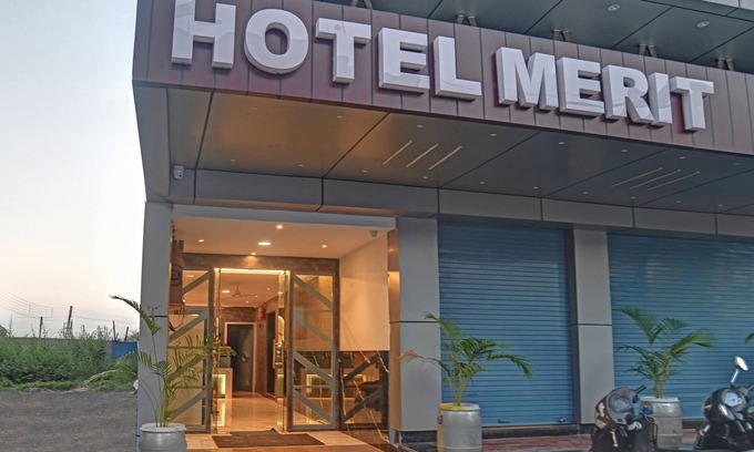 Vijay Nagar Hotel | Treebo Merit