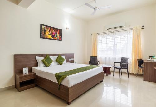 Mangalore Hotel | Treebo Pappilon Palace - PVS Circle