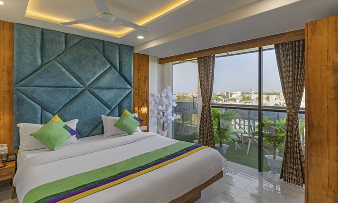 Paldi Hotel | Treebo Prince Plaza