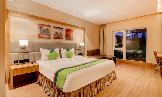 Block E Hotel | Treebo Radhe Palace