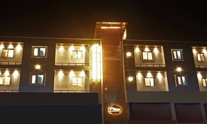 Hyderabad Hotel | Treebo Seventh Heaven Kukatpally