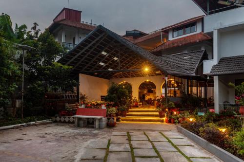 Madikeri Hotel | Treebo Vrindavan, 3 Km From Madikeri Fort