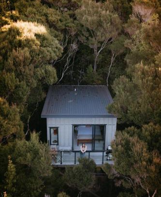 Opua House | Treehouse Hideaway at Rekindle Treehouses