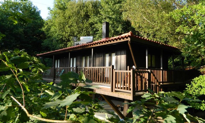 Arcos de Valdevez Ski Chalet | Treehouse Quinta Lamosa
