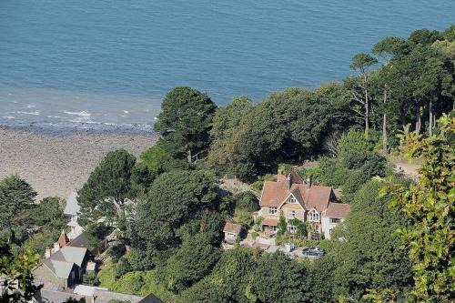 Lynmouth House | Treetop Cottage at Countisbury Lodge