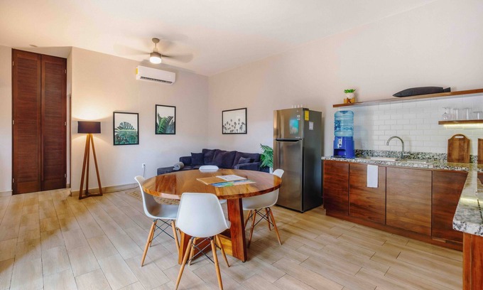 Colonos Cuzamil Apartment | Treetop Cozumel + Adults Only Serviced Apt + Starlink Wifi + Free Bikes + Pool