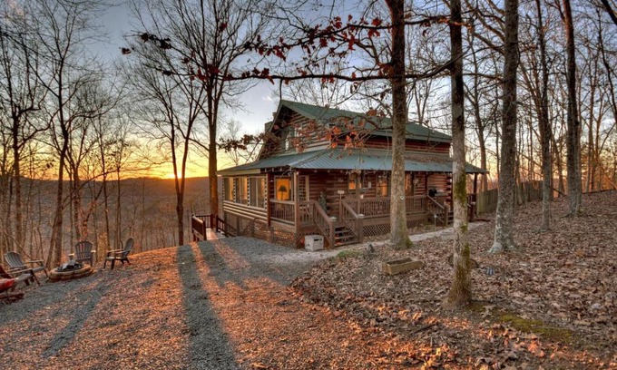 Ellijay House | Treetop Getaway