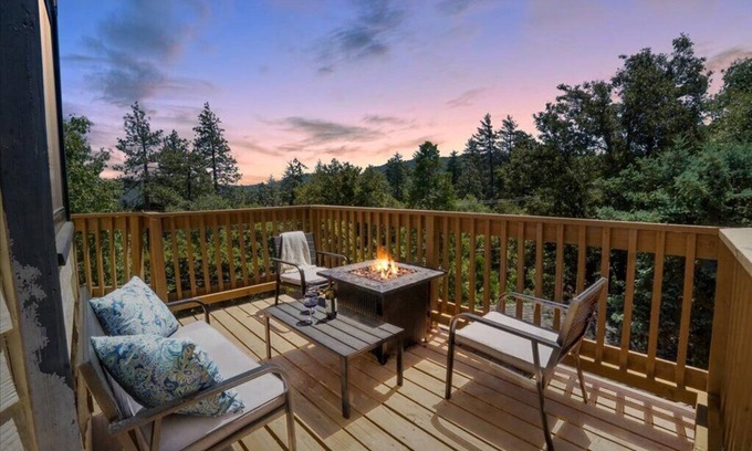 Crestline House | Treetop Haven - Indoor Jacuzzi & Hockey Table - Pet-friendly