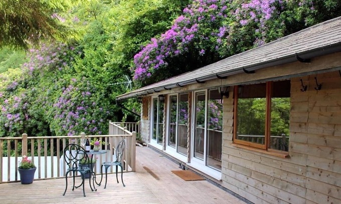 Oare Cottage | TREETOPS, pet friendly, with a garden in Woody Bay