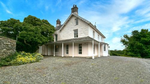 Bodedern House | Treiorwerth