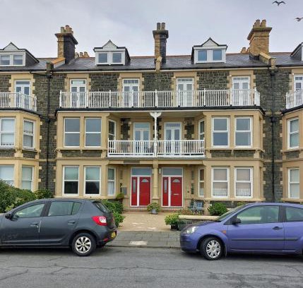 Tywyn House | Trem Y Mor - Edge of the Sea