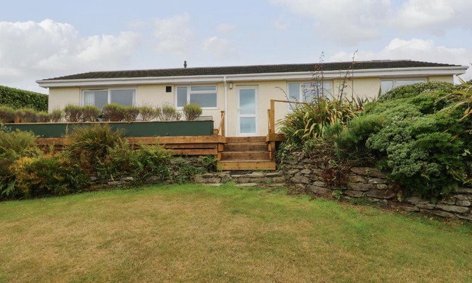 Newport House | Trem Y Morfa