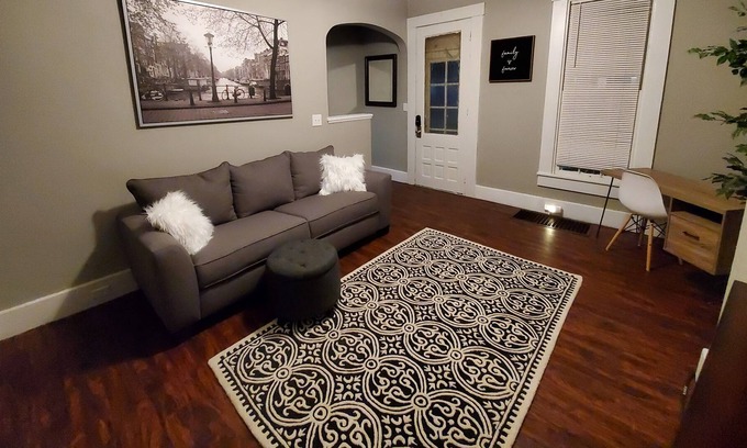 Miamisburg House | Trendy 2 bed 1 bath Duplex