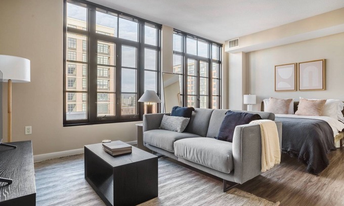 Mount Vernon Square Apartment | Trendy Mount Vernon Studio w/Yoga & Game Room, nr Arena, by Blueground