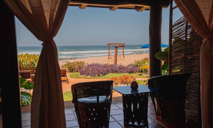Troncones Hotel | Tres Mujeres Hotel and Yoga Retreat
