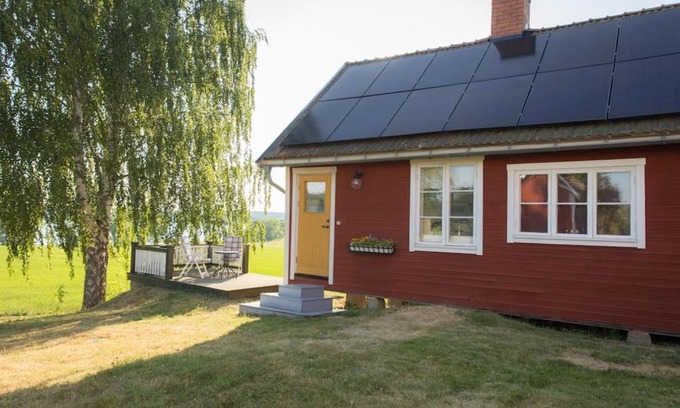 Falun House | Trevligt fritidshus 20 km utanför Falun Dalarna Wi-Fi Sjönära