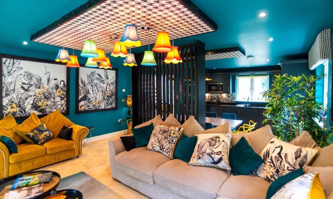 St Austell Villa | Trewhiddle Villa 03 Sleeps up to 9 guest
