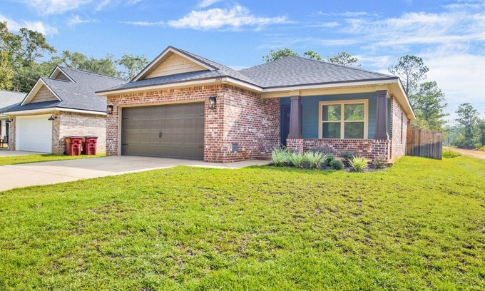 Florida Panhandle House | Tri-Haven Retreat: 3 Homes for Ultimate Getaways!