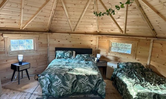 Skegness Cabin | Triangle Hut
