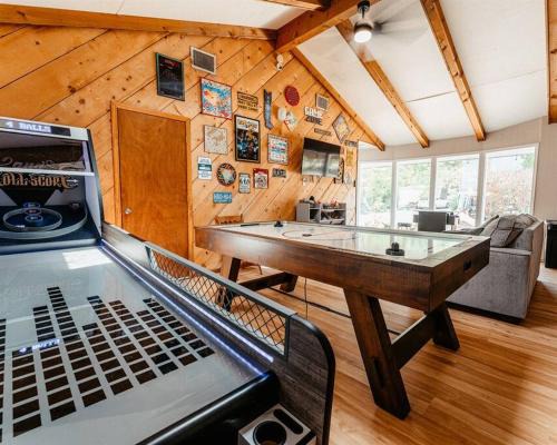 Indian Point Apartment | Tribesman Luxury Villa # 8 Resort on Table Rock Lake near Silver Dollar City, Branson