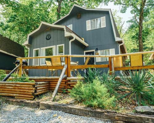 Indian Point Ski Chalet | Tribesman Resort #2 on Table Rock Lake by Silver Dollar City