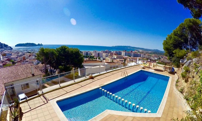 L'Estartit Villa | Trill Las Brisas A, 4-6 pax