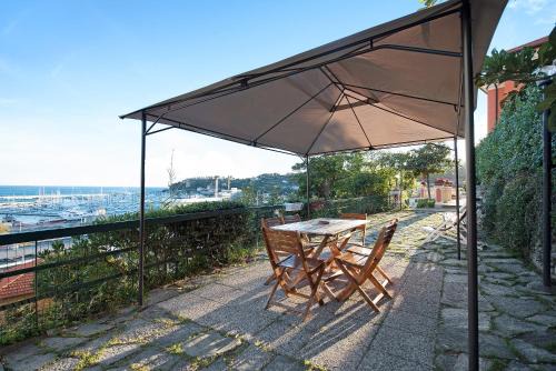 Varazze Apartment | Trilocale in villa vista mare Apt 3