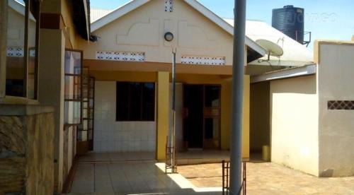 Njeru House | Trinity Guest House