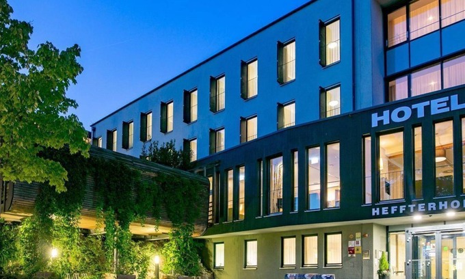 Parsch House | Triple room, non-refundable rate - Heffterhof Salzburg, Hotel
