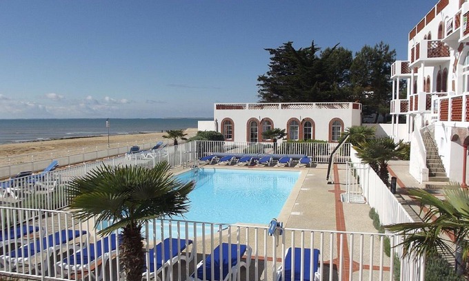 La Tranche-sur-Mer Apartment | TRIPLEX FACE MER in residence *