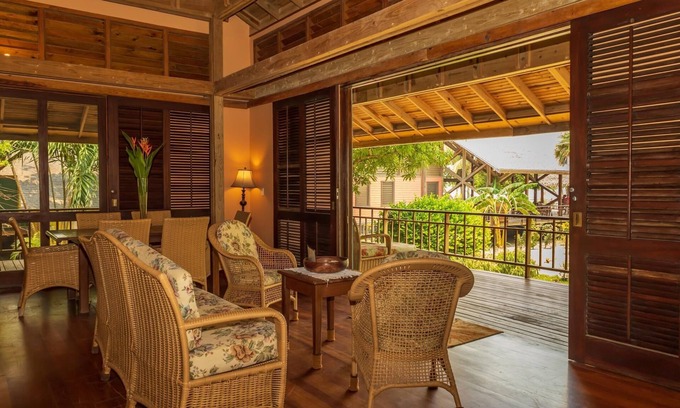 Palmetto Bay Villa | Tropical Breeze Villa