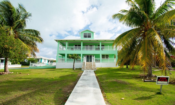Spanish Wells House | Tropical Escape! Join us at Mizpah's House