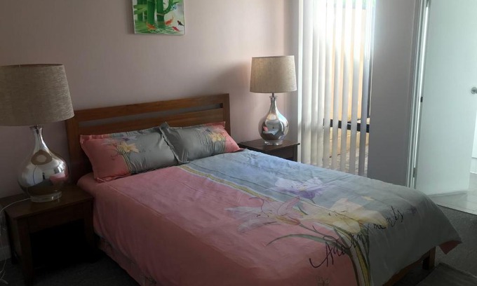 Mandurah House | Tropical Flower
