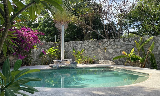 Alfredo V. Bonfil Cottage | Tropical Garden Stay Just Minutes from Airport