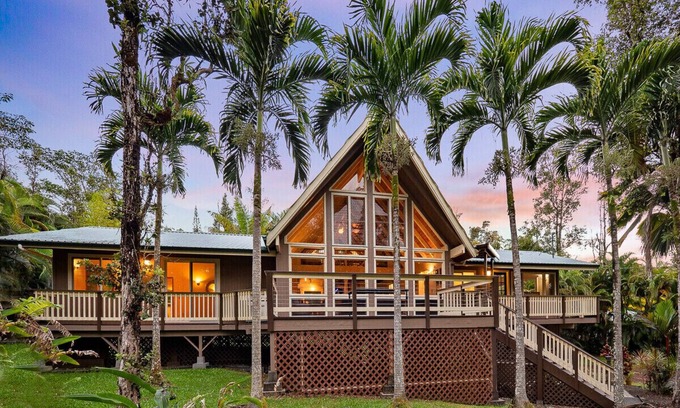 Keaau House | Tropical, Hawaiian-style A-frame Home